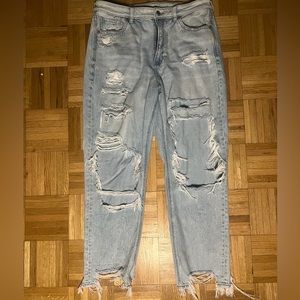 American Eagle Distressed Mom Jean - Size 12